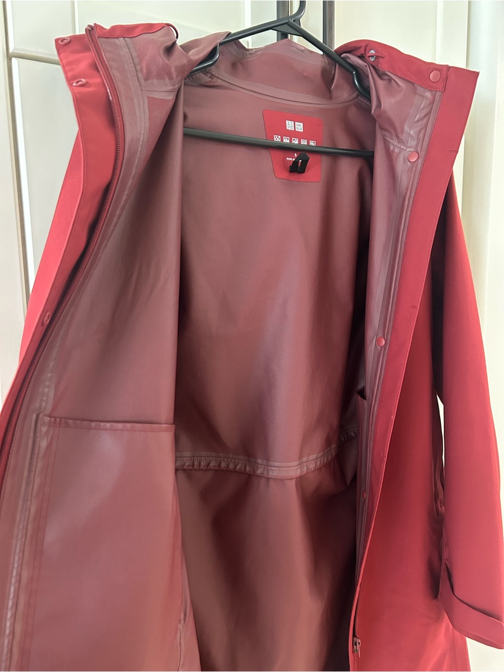 Women’s Uniqlo rain jacket